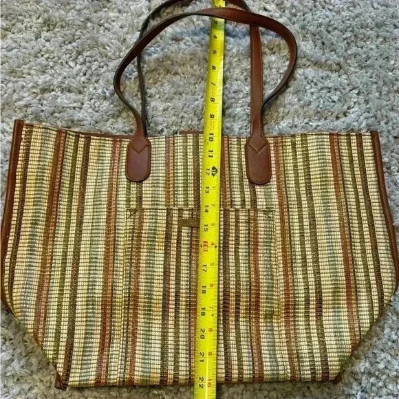 Frye and co tote/purse - Picture 3 of 9